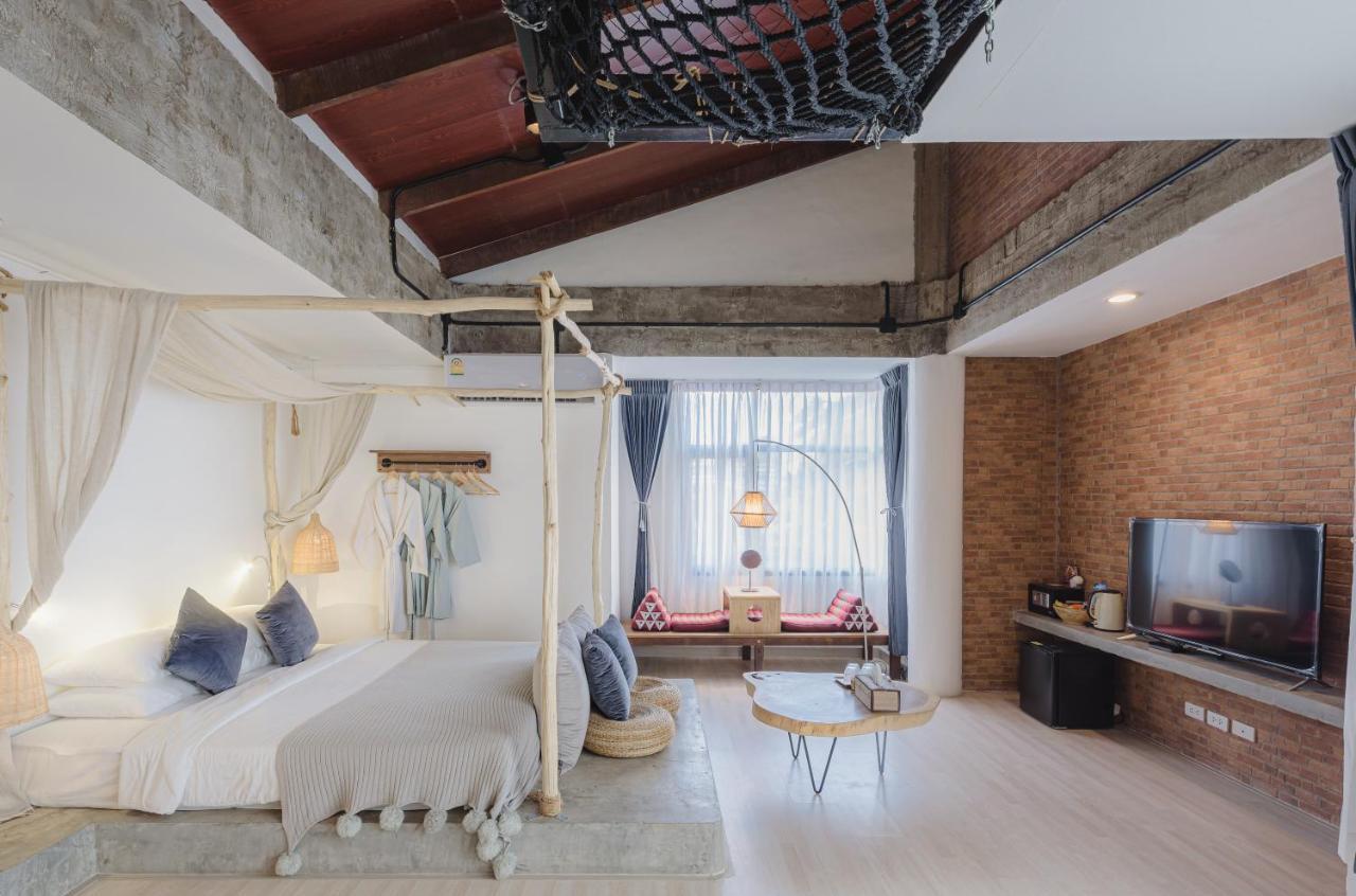 Yolo Bangkok Boutique Hotel Buitenkant foto
